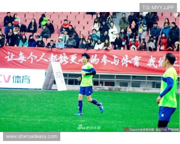 1976年足球明星现状揭秘与当今足球界的对比分析