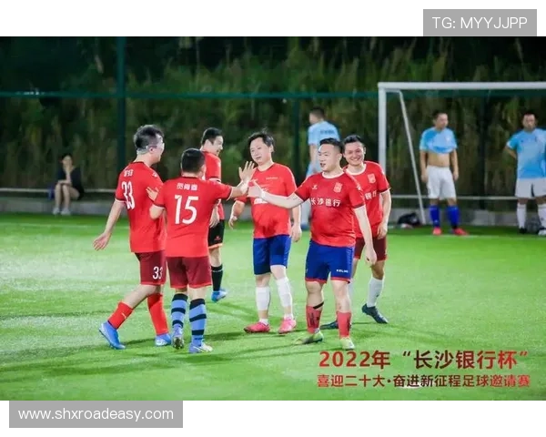 广州足球队荣登足球意识排行榜第二名引发热议